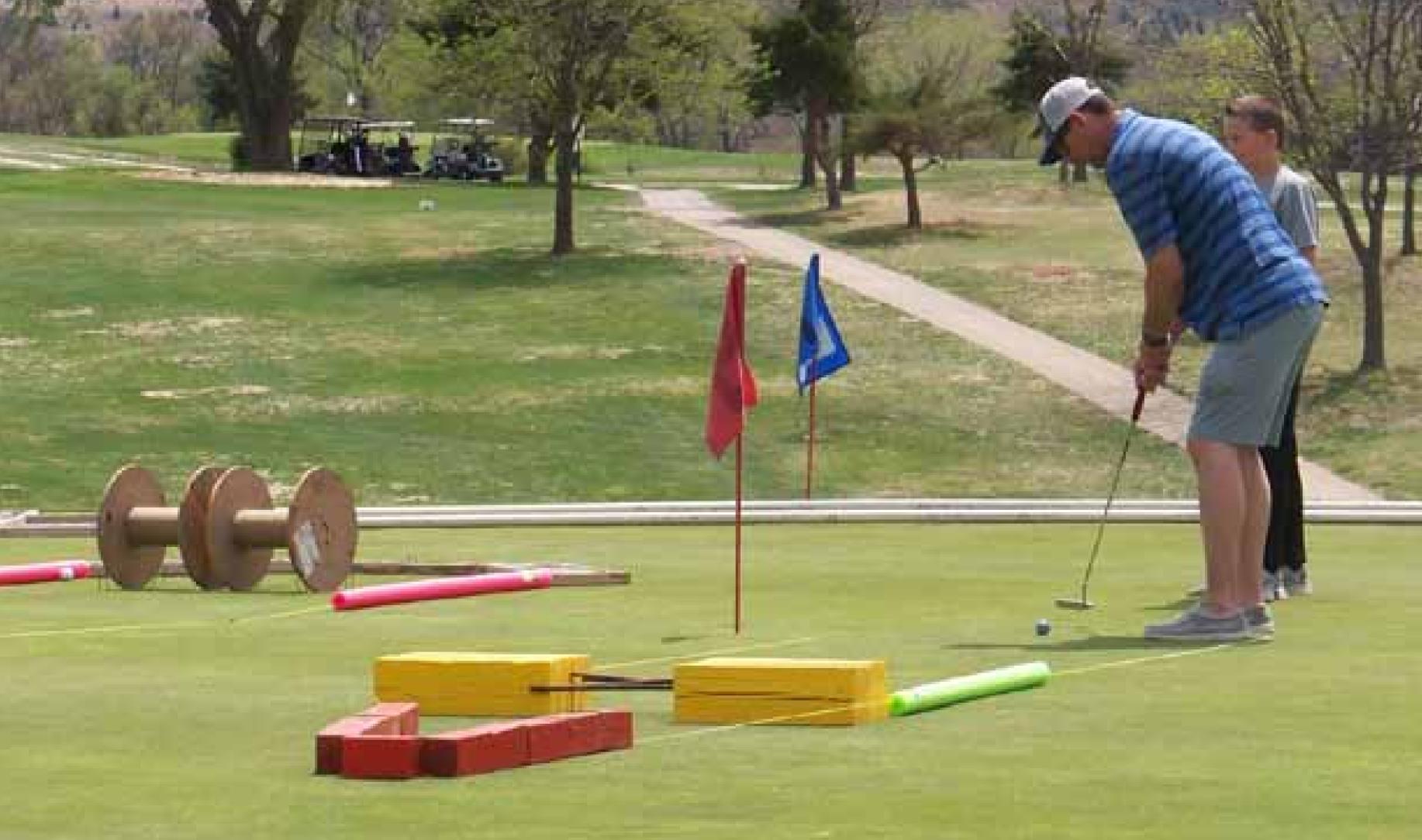 Golfers break out historical clubs to celebrate 100-year anniversary of  Indianola Country Club, News